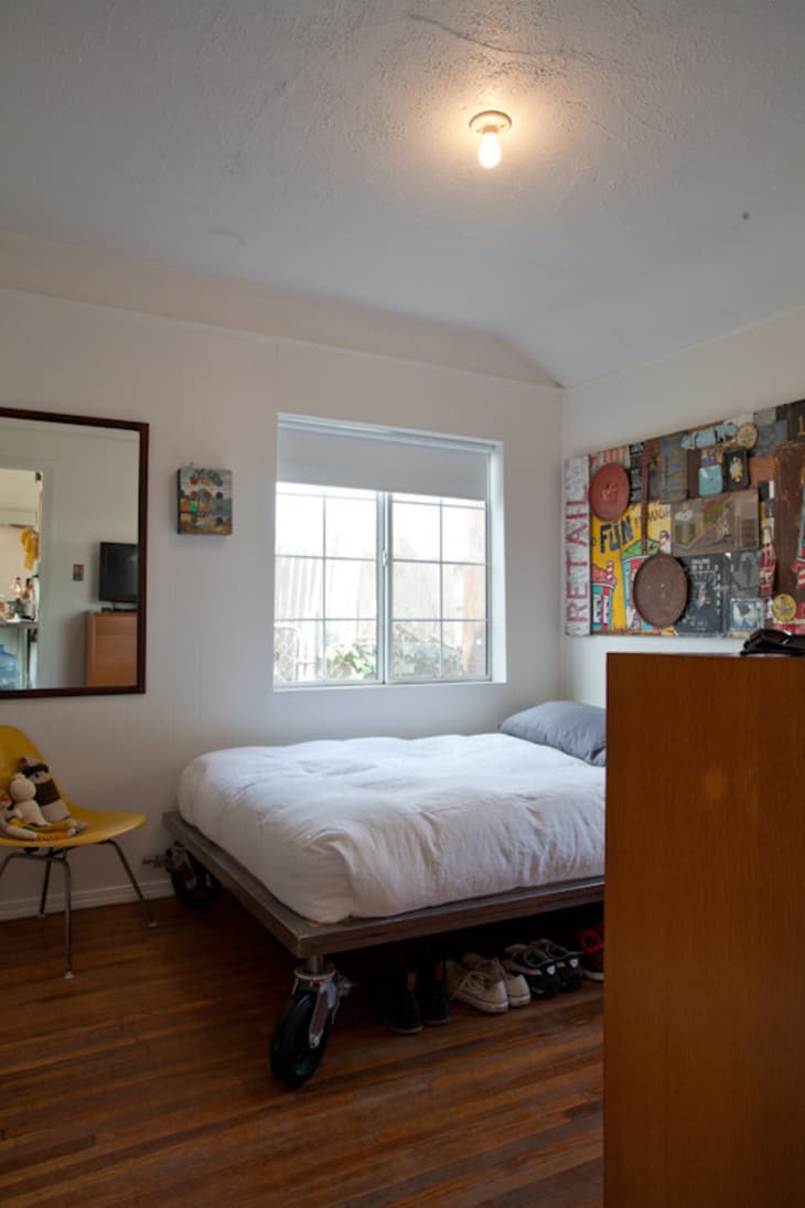 Make it Modern The Clean Crisp Streamlined Bed Apartment Therapy